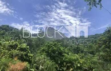 Imagem: O terreno possui 789m² de Área e está localizado em Itanhangá