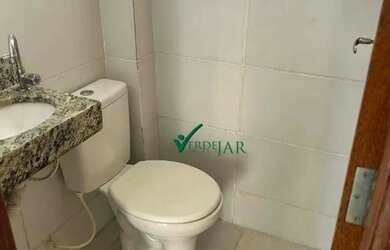 Imagem 4: Casa com 3 quartos, duas vagas de garagem em ótima localização