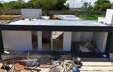 Imagem 4: Casa de condomínio para venda possui 381 metros quadrados com 4 quartos