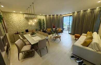 Imagem: O apartamento possui 4 Dormitórios, 5 Banheiros, 2 Vagas na