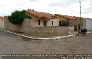 Imagem: A casa em condomínio possui 3 Dormitórios, 2 Banheiros, 2