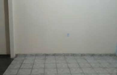 Imagem: A casa possui 3 Dormitórios, 2 Banheiros, 4 Vagas na garagem