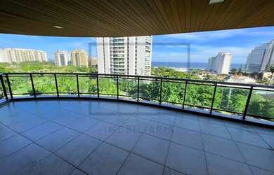 Imagem 2: Golden Green, Vistão mar, 232m2, 4 qtos duas suítes ,3 vagas, desocupado