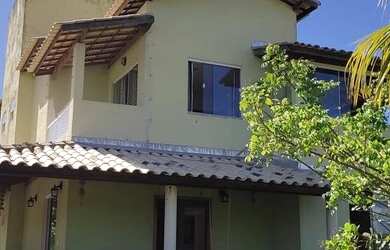 Imagem: A casa em condomínio possui 4 Dormitórios, 5 Banheiros, 3