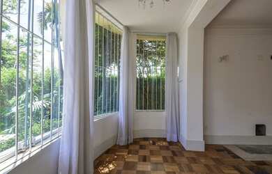 Imagem 3: Casa de Vila, com ou sem mobília, muito espaçosa e excelente localização