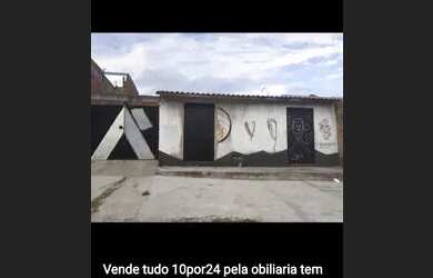 Imagem: A casa à venda possui 2 Dormitórios, 3 Banheiros, 2 Vagas