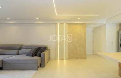 Imagem: O apartamento possui 3 Dormitórios, 2 Banheiros, 2 Vagas na