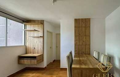 Imagem: O apartamento possui 2 Dormitórios, 1 Banheiro, 1 Vaga na garagem