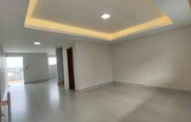 Imagem: A casa possui 3 Dormitórios, 4 Banheiros, 2 Vagas na garagem