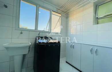 Imagem: O apartamento possui 2 Dormitórios, 2 Banheiros, 2 Vagas na