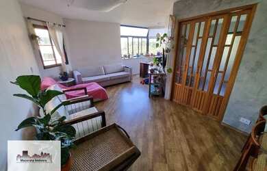 Imagem: O apartamento possui 4 Dormitórios, 3 Banheiros, 2 Vagas na