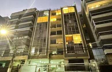 Imagem: O apartamento possui 3 Dormitórios, 3 Banheiros, 2 Vagas na