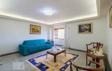 Imagem: A casa possui 4 Dormitórios, 5 Banheiros, 5 Vagas na garagem