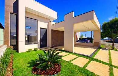 Imagem: A casa em condomínio possui 3 Dormitórios, 3 Banheiros, 2