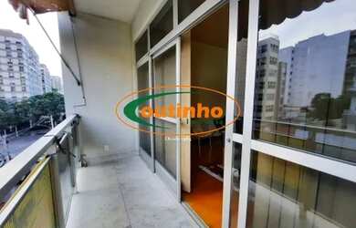 Imagem: O apartamento possui 3 Dormitórios, 3 Banheiros, 1 Vaga na