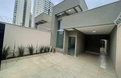 Imagem: A casa possui 3 Dormitórios, 3 Banheiros, 3 Vagas na garagem