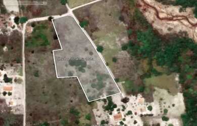 Imagem: O terreno possui 11.057m² de Área e está localizado em Santos