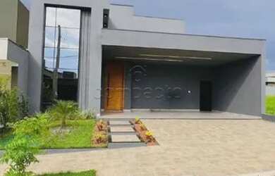 Imagem: A casa em condomínio possui 3 Dormitórios, 3 Banheiros, 2