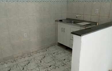 Imagem: Apartamento térreo com 1/4 amplo na Rua José de Abreu Vieira