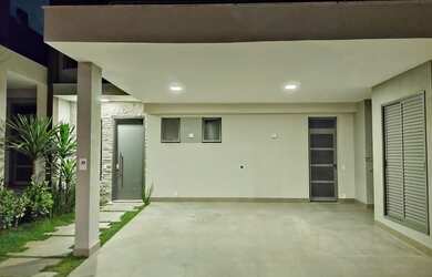 Imagem: A casa em condomínio possui 3 Dormitórios, 4 Banheiros, 4