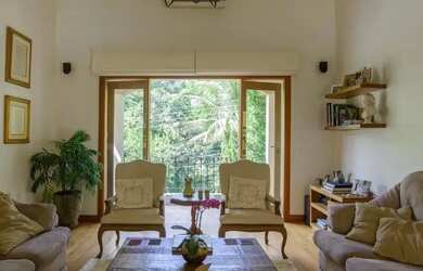 Imagem 10: Abaixo do valor - Casa em Estilo Toscano no Residencial 4 - Com vista para Mata Preservada