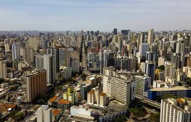 Imagem 2: Excelente conjunto comercial novo com 42 mts, 1 vaga, sacada privativa...