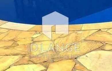 Imagem: A casa possui 2 Dormitórios, 2 Banheiros, 120m² de Área e