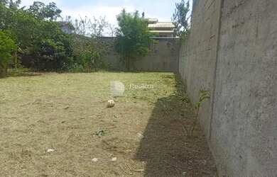 Imagem: O terreno possui 250m² de Área e está localizado em Village