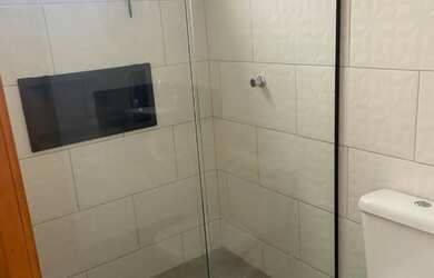 Imagem 8: Vendo casa de 2/4 sendo uma suíte no sim