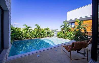 Imagem: A casa em condomínio possui 4 Dormitórios, 5 Banheiros, 5