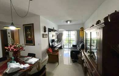 Imagem: O apartamento possui 3 Dormitórios, 2 Banheiros, 2 Vagas na