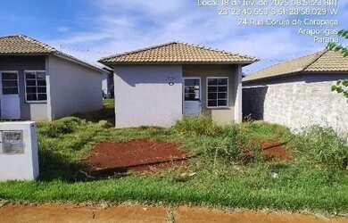 Imagem: A casa possui 2 Dormitórios, 1 Banheiro, 1 Vaga na garagem