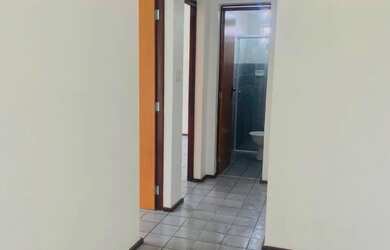 Imagem 2: Apartamento. Acomodam 2 pessoas, 1 Vaga na garageme2 Dormitórios