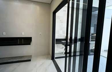 Imagem 10: Casa com piscina no condomínio villa segura!