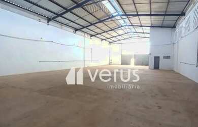 Imagem: O depósito possui 550m² de Área e Imóvel novo e está localizado