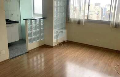 Imagem: O apartamento possui 1 Dormitório, 1 Banheiro, 1 Vaga na garagem