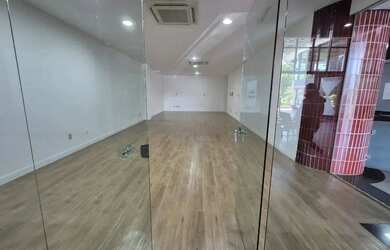 Imagem: O depósito possui 70m² de Área e está localizado em Itaigara