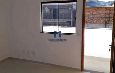 Imagem: A casa possui 2 Dormitórios, 2 Banheiros, 1 Vaga na garagem