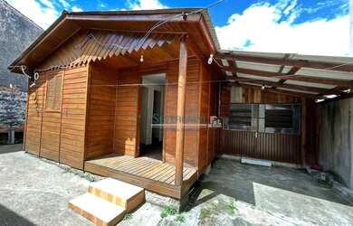 Imagem: A casa para alugar possui 2 Dormitórios, 1 Banheiro, 1 Vaga