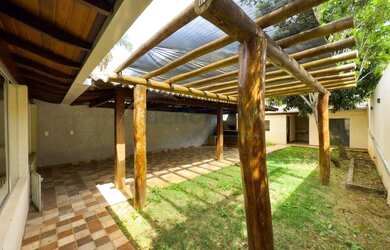 Imagem: A casa em condomínio possui 3 Dormitórios, 3 Banheiros, 5