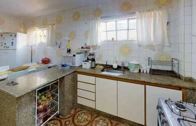 Imagem: O apartamento possui 4 Dormitórios, 4 Banheiros, 1 Vaga na