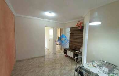 Imagem: O apartamento possui 2 Dormitórios, 1 Banheiro, 1 Vaga na garagem