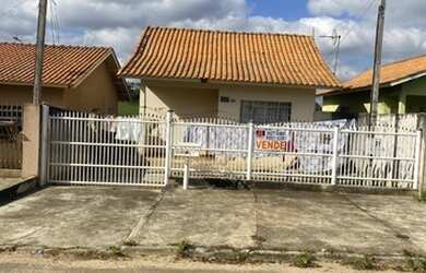 Imagem: A casa possui 3 Dormitórios, 1 Banheiro e 50m² de Área e