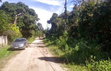 Imagem: O terreno possui 800m² de Área e está localizado em Barroco