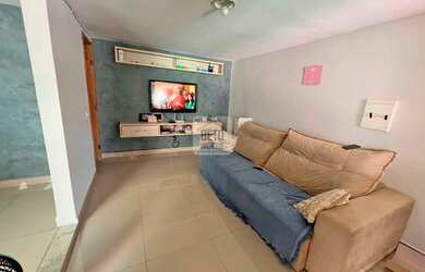 Imagem: A casa possui 3 Dormitórios, 3 Banheiros, 4 Vagas na garagem