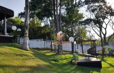 Imagem: A casa em condomínio possui 5 Dormitórios, 5 Banheiros, 4