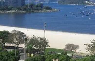 Imagem: O apartamento possui 1 Dormitório e está localizado em Botafogo