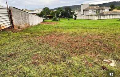 Imagem: O terreno possui 953m² de Área e está localizado em Alphaville