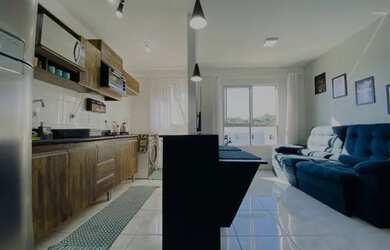 Imagem: O apartamento possui 2 Dormitórios, 1 Banheiro, 1 Vaga na garagem