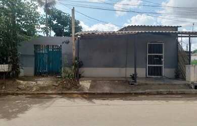 Imagem: A casa possui 2 Dormitórios, 1 Banheiro, 1m² de Área e está